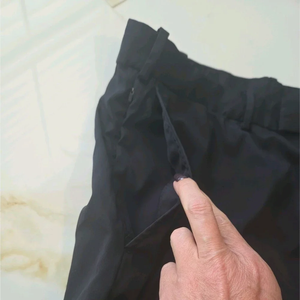 RLX Ralph Lauren Shorts Mens Size 40 Black Golf Casual Flat Front Chino